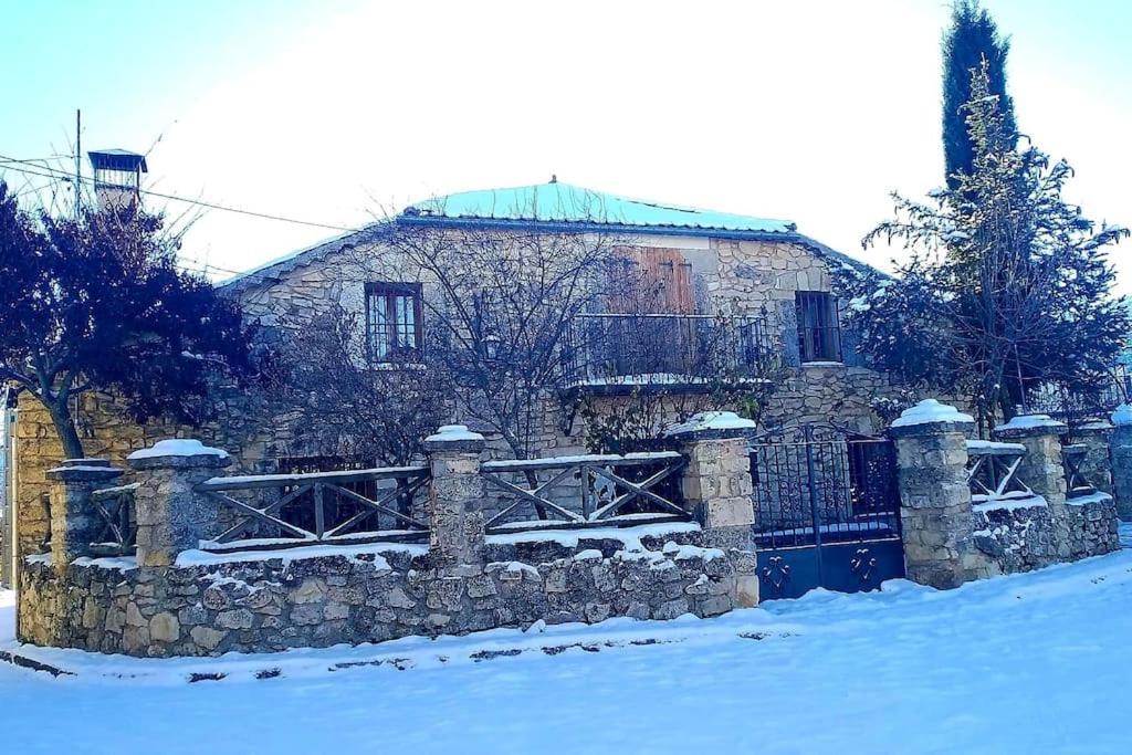 Casa Florentino Casa Centenaria Torre Val De San Pedro Екстериор снимка