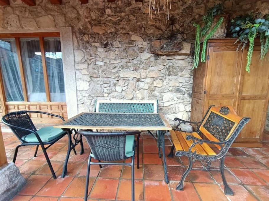 Casa Florentino Casa Centenaria Torre Val De San Pedro Екстериор снимка