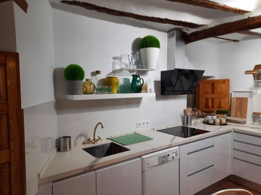 Casa Florentino Casa Centenaria Torre Val De San Pedro Екстериор снимка