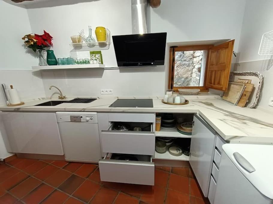 Casa Florentino Casa Centenaria Torre Val De San Pedro Екстериор снимка