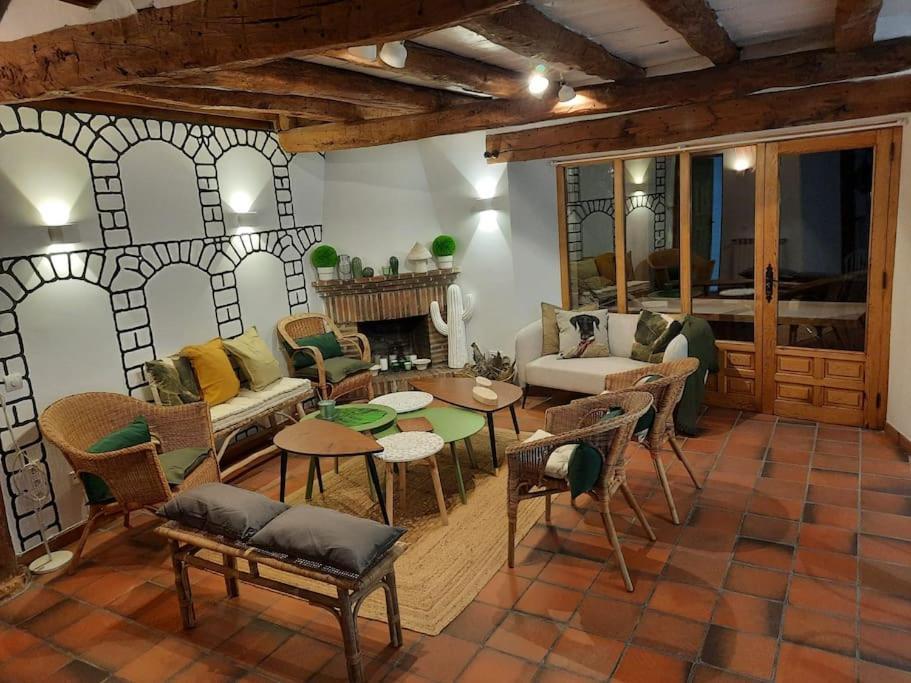 Casa Florentino Casa Centenaria Torre Val De San Pedro Екстериор снимка