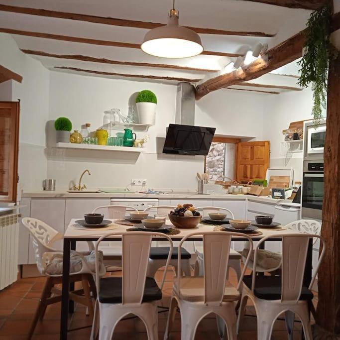 Casa Florentino Casa Centenaria Torre Val De San Pedro Екстериор снимка